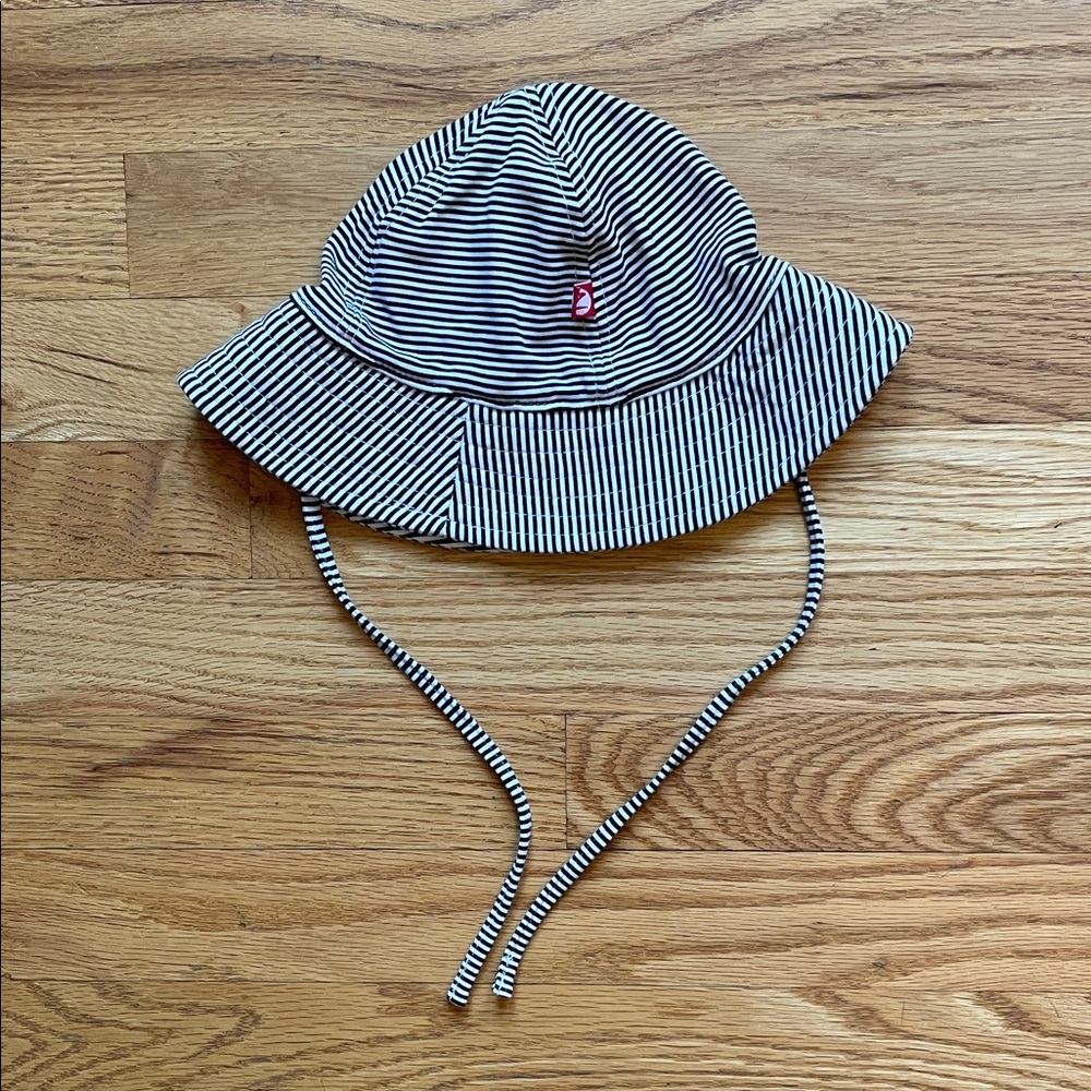 Zutano Baby Sun Hat - Black Candy Stripe